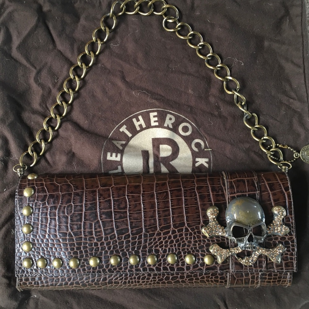 Leatherock skull clutch
